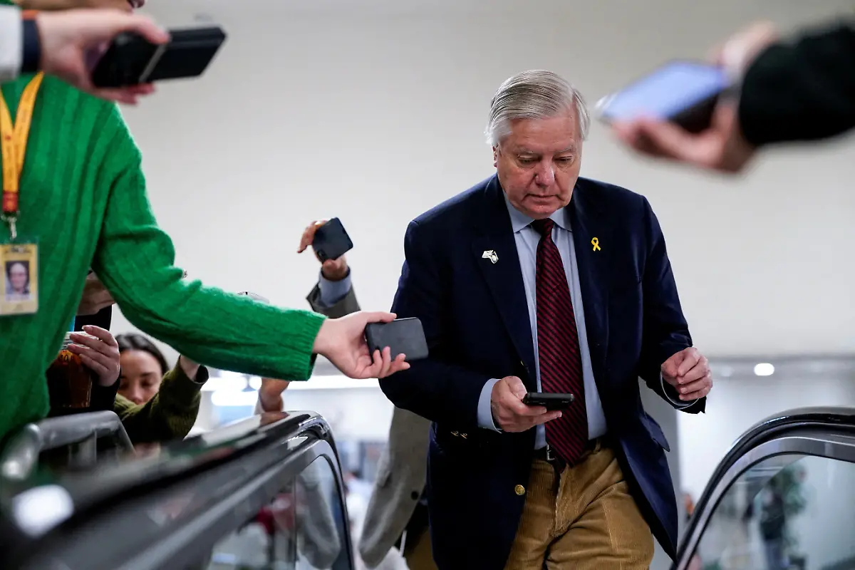 379adb7d5277d5681dda8ca08562fa18