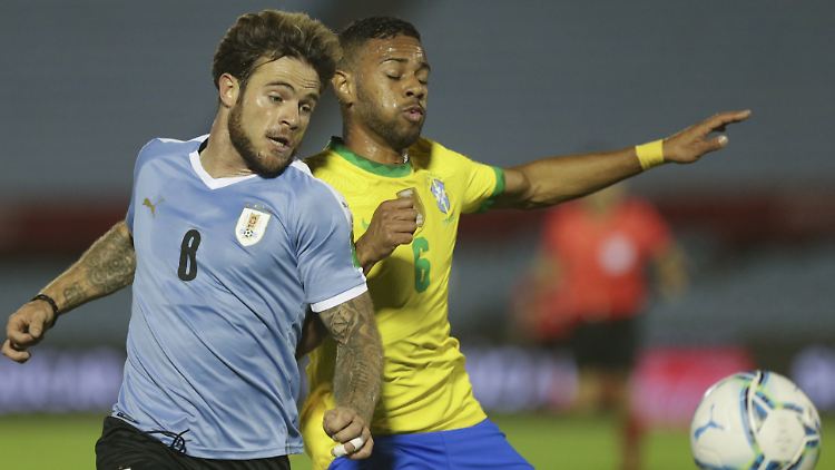 Im Spiel gegen Brasilien unterlag Uruguay mit 0:2.