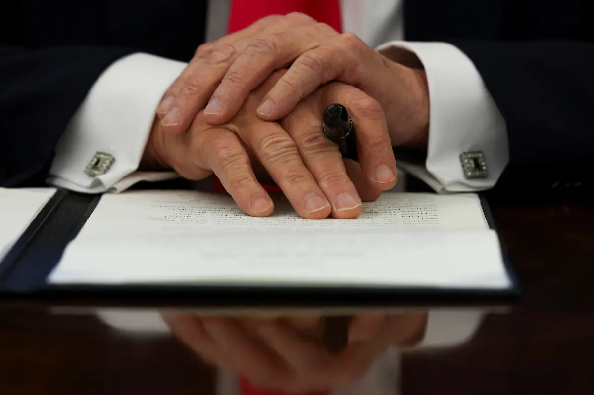 9d89e8267b4ee7b6aa9a1f2739e73155