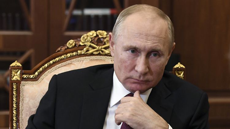 Russlands Präsident Wladimir Putin zeigt sich auf dem virtuellen G20-Gipfel großzügig.