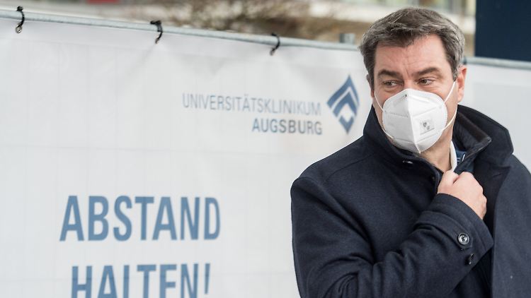 "Die Welle ist gebrochen, aber leider sinkt die Zahl der Neuinfektionen nicht", sagt Söder.