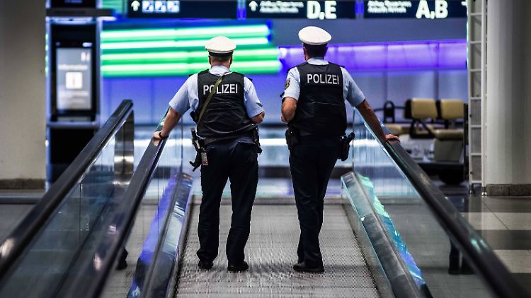 "Die Bundespolizei hat keinen Zugriff auf die elektronischen Einreisedaten der Reisenden", bemängelt eine Sprecherin.