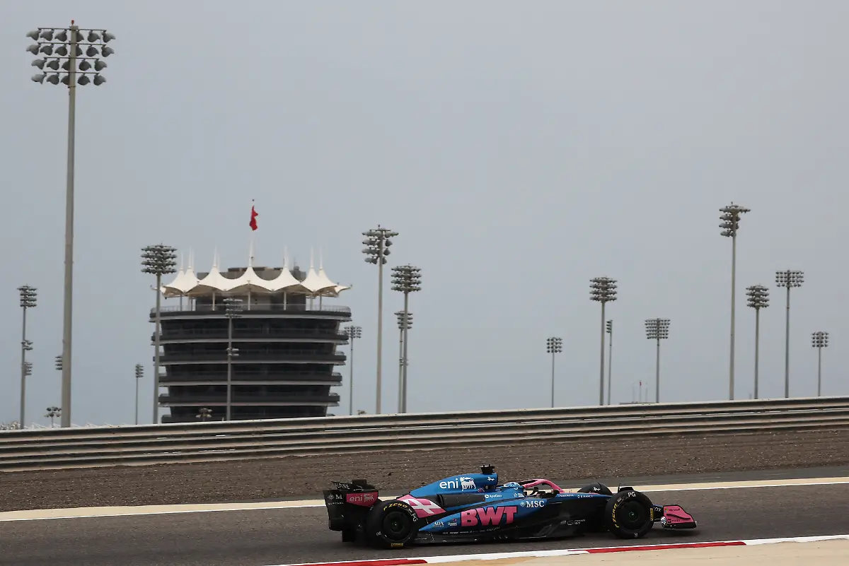 2025-02-26T130944Z-1232785687-UP1EL2Q10K6J4-RTRMADP-3-MOTOR-F1-TESTING