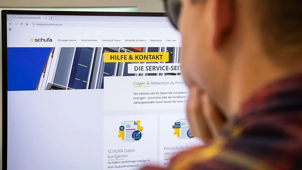 Was-weiss-die-Schufa-ueber-mich-Und-stimmt-das-auch-Im-Netz-lassen-sich-gespeicherte-Daten-abrufen-und-bei-Fehlern-auch-ein-Korrekturwunsch-auf-den-Weg-bringen