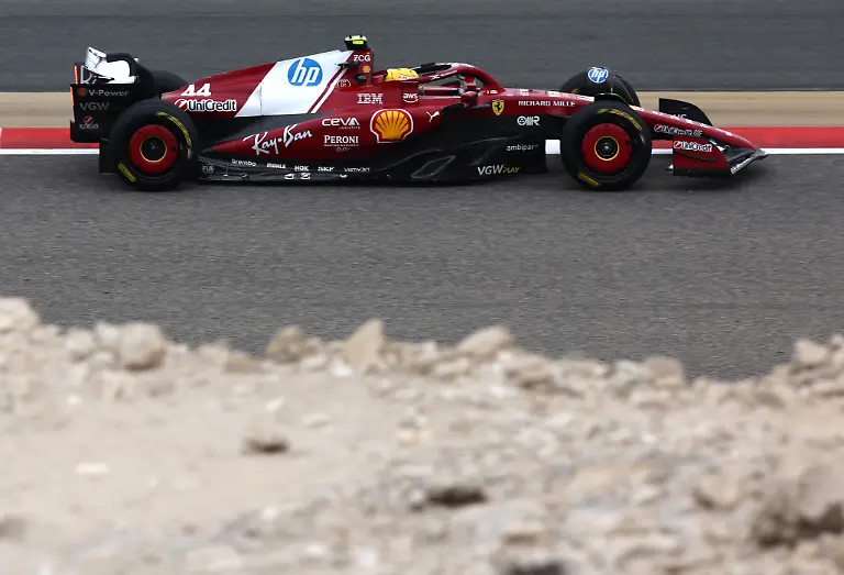 2025-02-27T094418Z-1320308861-UP1EL2R0R1TEZ-RTRMADP-3-MOTOR-F1-TESTING