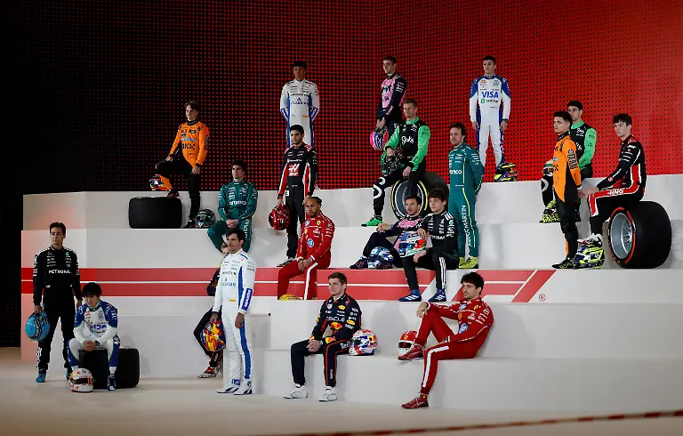 2025-02-26T215409Z-387843793-UP1EL2Q16KNM5-RTRMADP-3-MOTOR-F1-TESTING