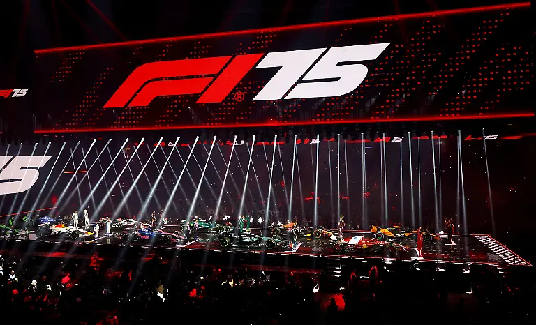 2025-02-18T222620Z-1171094054-UP1EL2I1PLNGM-RTRMADP-3-MOTOR-F1-LAUNCH