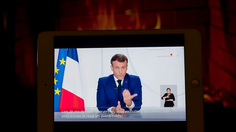 Endlich: Ganz Frankreich verfolgt die TV-Ansprache des Präsidenten, der die ersehnten Lockerungen verkündet. 