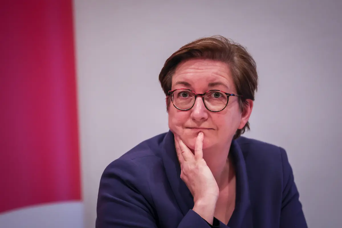 02ec662387304a9f3166d81284422cd1