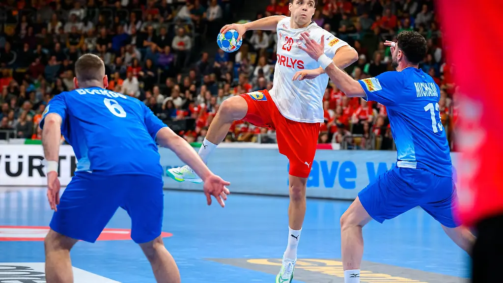 Aaron-Mensing-rettet-Melsungen-gegen-Novi-Sad-das-Remis