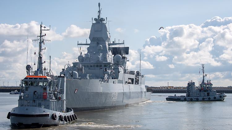 Die Fregatte "Hamburg" ist Teil der EU-Operation im Mittelmeer.