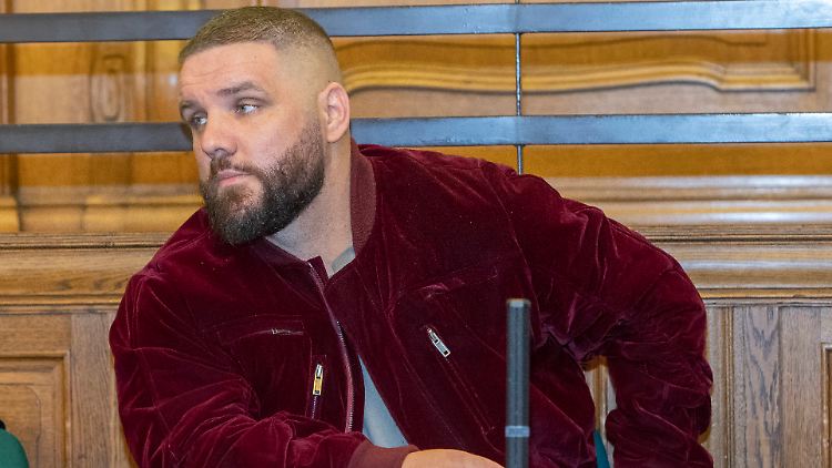 Er soll verhandlungsunfähig sein: Fler.
