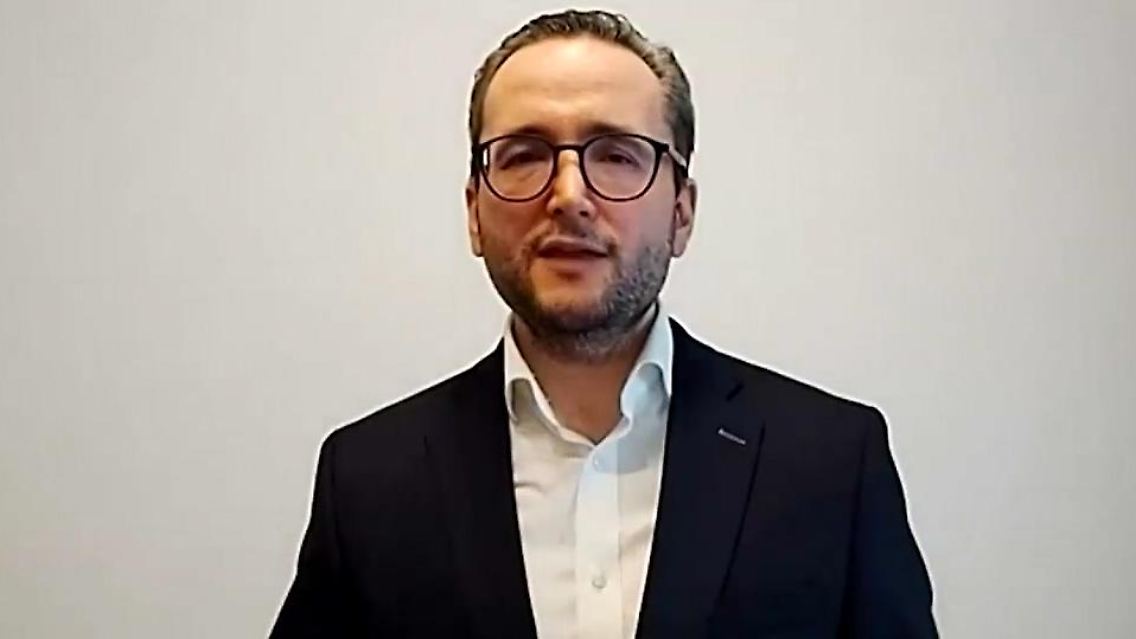 simsek.jpg