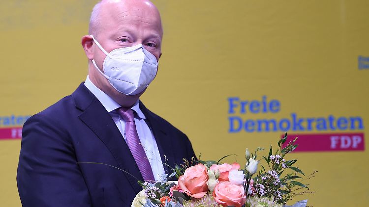 FDP-Vize Theurer sieht angesichts der Milliarden-Hilfen der Staaten die EZB zunehmend unter Druck.