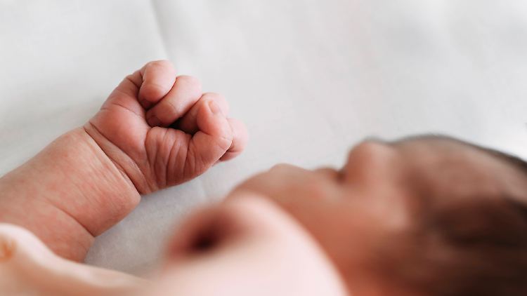 Das Baby brachte 3,5 Kilogramm auf die Waage und ist kerngesund.