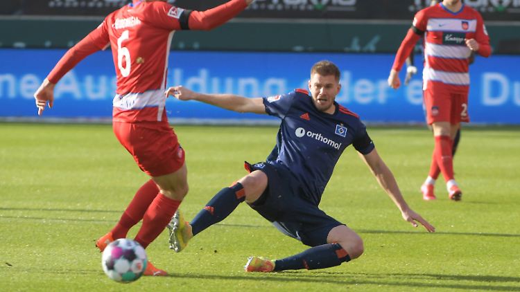 Terodde trifft nicht und der HSV gewinnt nicht.