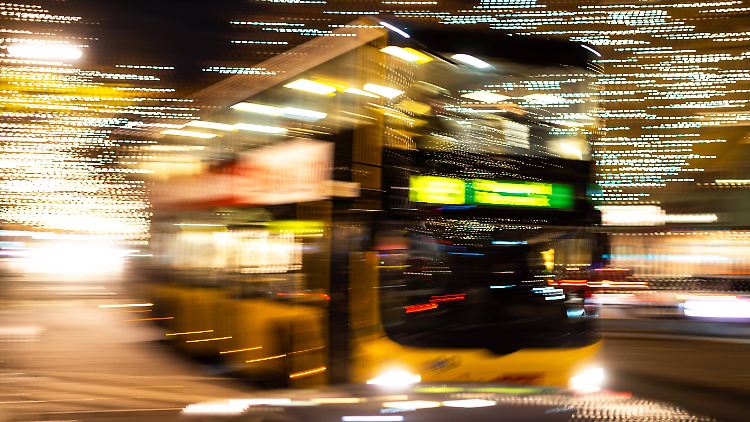 Mit der Entwicklung im Transportsektor ist die EU unzufrieden: Auch Deutschland muss mehr Anstrengungen unternehmen.