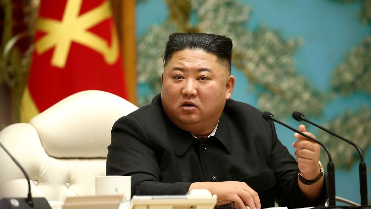 Kim Jong Un ließ Ende Januar aus Angst vor Corona-Fällen im eigenen Land die Grenzen zu China schließen.