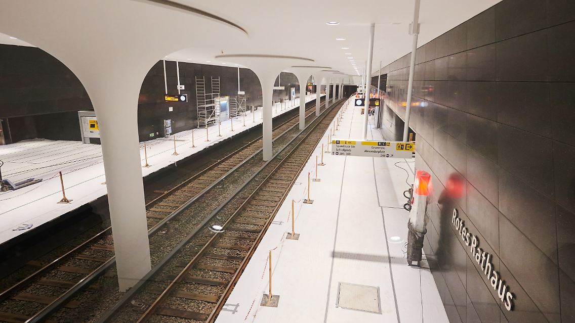 150.000 Fahrgäste werden die Strecke nach ihrer Eröffnung schätzungsweise jeden Tag nutzen.