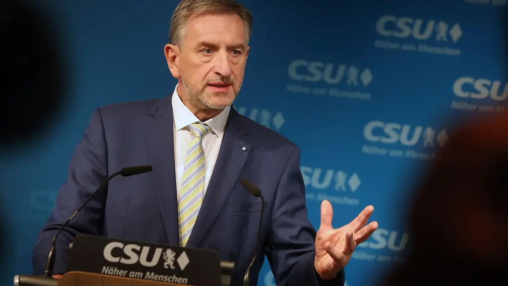 Bayerns-Bauernpraesident-Guenther-Felssner-hatte-fuer-die-CSU-auf-Listenplatz-drei-kandidiert