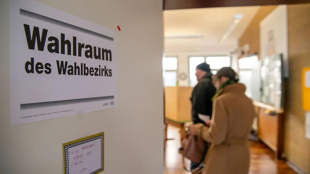 Von-den-zehn-Wahlkreisen-mit-der-hoechsten-Wahlbeteiligung-bei-der-Bundestagswahl-2025-liegen-sieben-in-Bayern