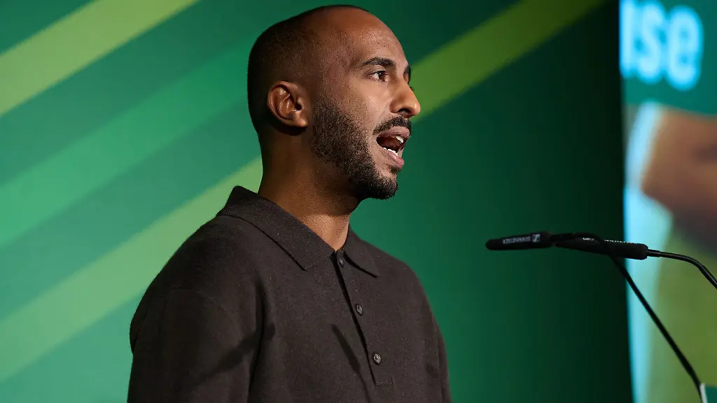 Philmon-Ghirmai-Landesvorsitzender-der-Berliner-Gruenen-ist-enttaeuscht-vom-Ergebnis-bei-der-Bundestagswahl