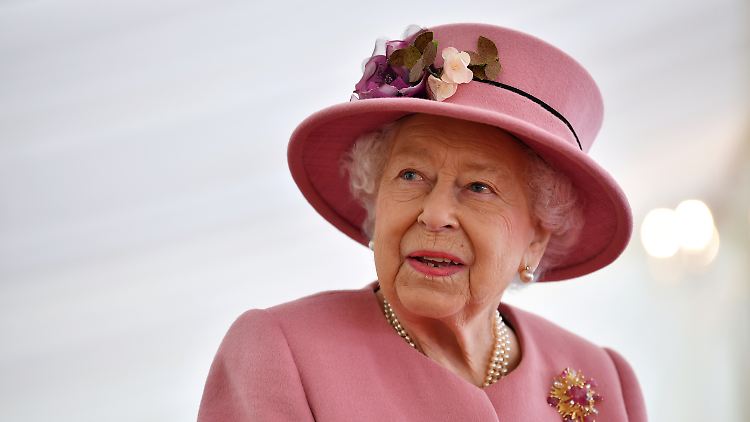 Die Höhe des Privatvermögens der Queen wird laut "Guardian" auf mehrere Hundert Millionen Pfund geschätzt.