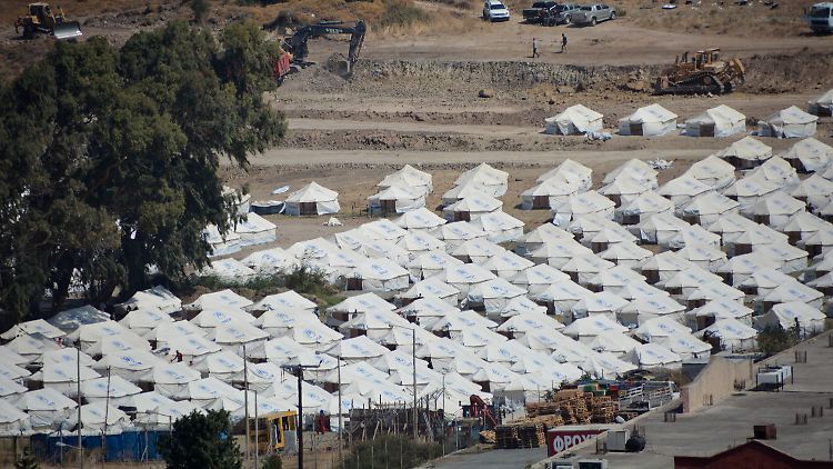 Provisorisches Zeltlager Kara Tepe auf griechischer Insel Lesbos