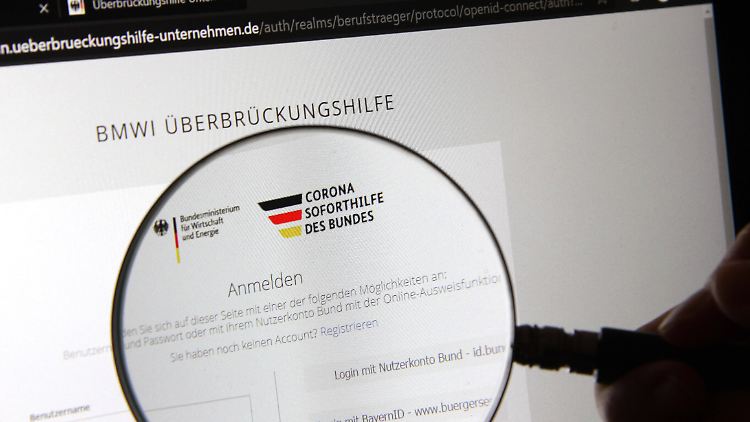 Seit April 2020 sollen mehrere Beschuldigte Corona-Hilfen von der Bezirksregierung Düsseldorf bezogen haben.