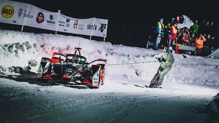 Ein Formel-E-Audi auf Abwegen.