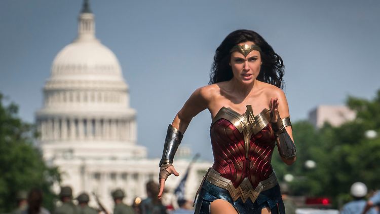 Ursprünglich war der Parallelstart nur für "Wonder Woman 1984" geplant. Jetzt will Warner Bros. das Modell 2021 fortsetzen. 