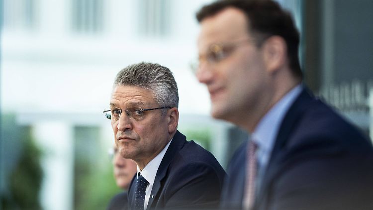 RKI-Chef Wieler und Gesundheitsminister Spahn beantworteten in Online-Diskussion Fragen der Bundesbürger zum Thema Corona-Impfung.