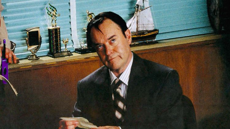 In "Scary Movie" spielte Lander den Schuldirektor "Squiggy".