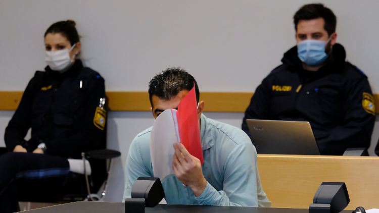 Er habe niemanden verletzen wollen, erklärte der Angeklagte vor Gericht.