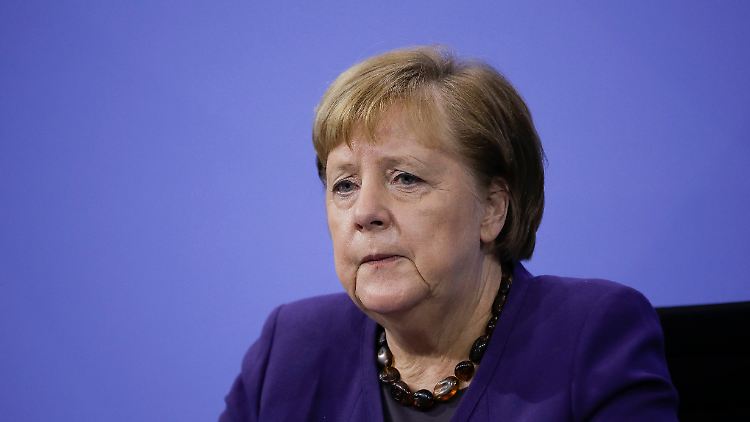 "Wir werden den Winter nicht ohne zusätzliche Maßnahmen durchstehen können", so Merkel. 