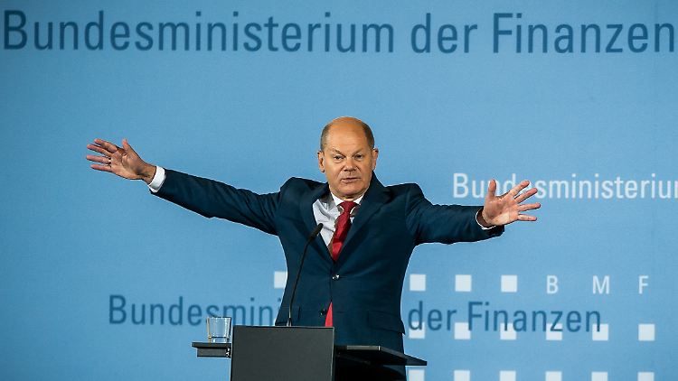 Bundesfinanzminister Olaf Scholz: Wegen der Corona-Krise will der Bund in diesem Jahr Rekordschulden von mehr als 200 Milliarden Euro aufnehmen, auch zur Finanzierung des umfangreichen Konjunkturpakets.