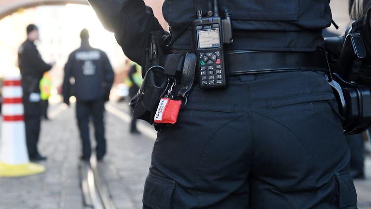 Die Vorwürfe gegen die Münchner Beamten kamen nur ans Licht, weil ein mutmaßlicher Drogendealer über seine Kunden in Uniform auspackte.
