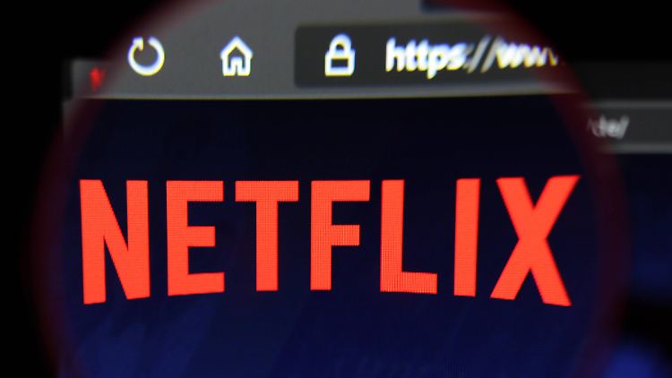 Der Basistarif bei Netflix bleibt im Preis gleich, bietet aber auch nur SD-Qualität.
