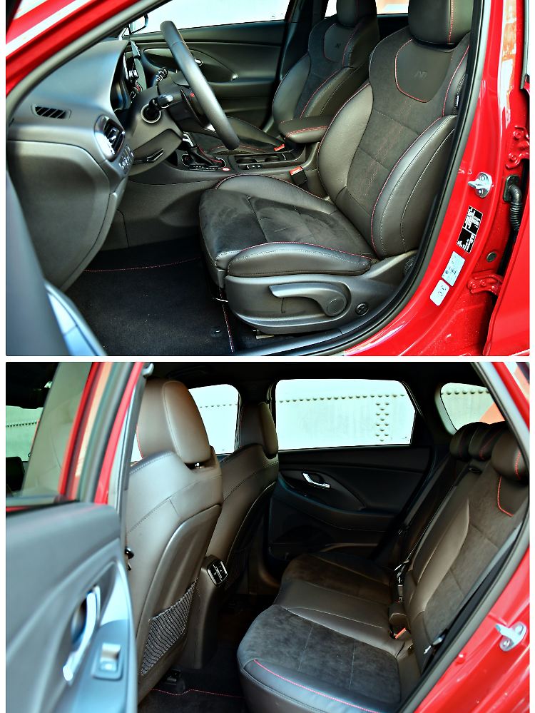 Zur N-Line des Hyundai i30 Kombi gehören auch ausgezeichnete Sportsitze für Fahrer und Beifahrer. In der zweiten Reihe geht es platztechnisch nicht so üppig zu.