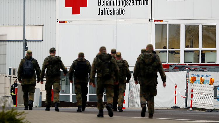 Die Bundeswehr ist im Kampf gegen die Pandemie derzeit mit mehr als 9000 Soldaten im Einsatz