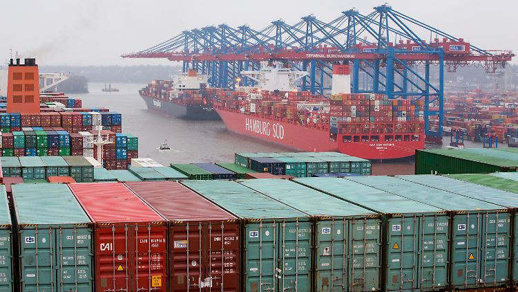 Während die Ausfuhr nach China im Oktober etwas gestiegen ist, hat sie in die USA deutlich abgenommen.