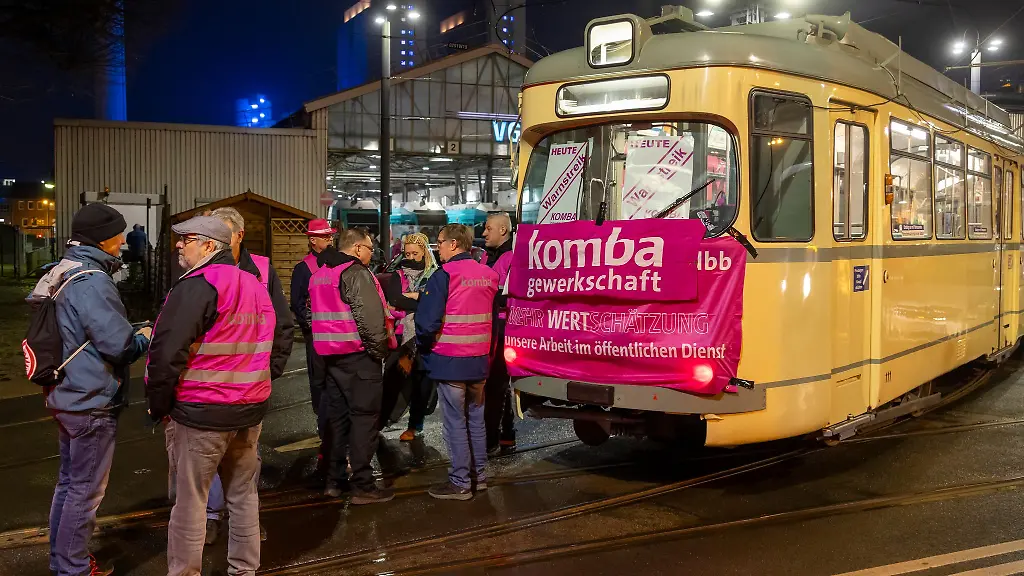 In-Hessen-steht-an-diesem-Freitag-der-Nahverkehr-vielerorts-still