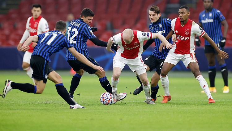 Ajax mühte sich vergebens.