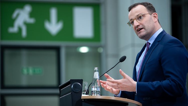 Gesundheitsminister Jens Spahn möchte die Entscheidungen über CDU-Vorsitz und Kanzlerkandidatur entkoppeln.