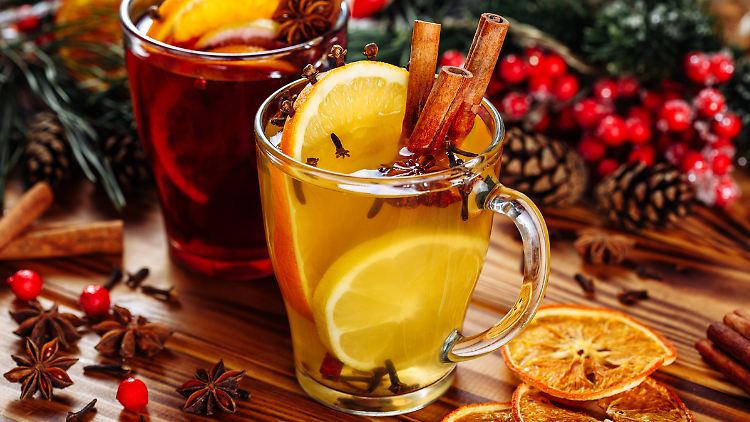 Glüh-Gin ist als Alternative zu Glühwein ziemlich gefragt.