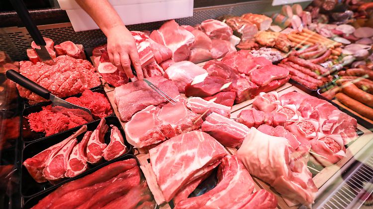 Die internationale Nachfrage nach Schweinefleisch aus Deutschland ist eingebrochen.