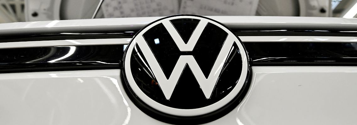 2020-11-30T110913Z_2005521873_RC2NDK9G2ZT1_RTRMADP_3_VOLKSWAGEN-CEO.JPG