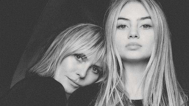 Posieren gemeinsam für die Vogue: Mama Heidi und Tochter Leni.