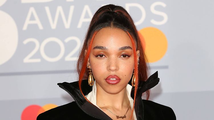 Will ein gutes Vorbild für Frauen in ihrer Lage abgeben: FKA twigs.