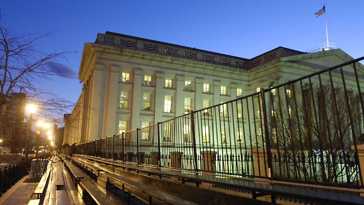 Welche Informationen unter anderem beim US-Finanzministerium gestohlen worden sein könnten, ist unklar.